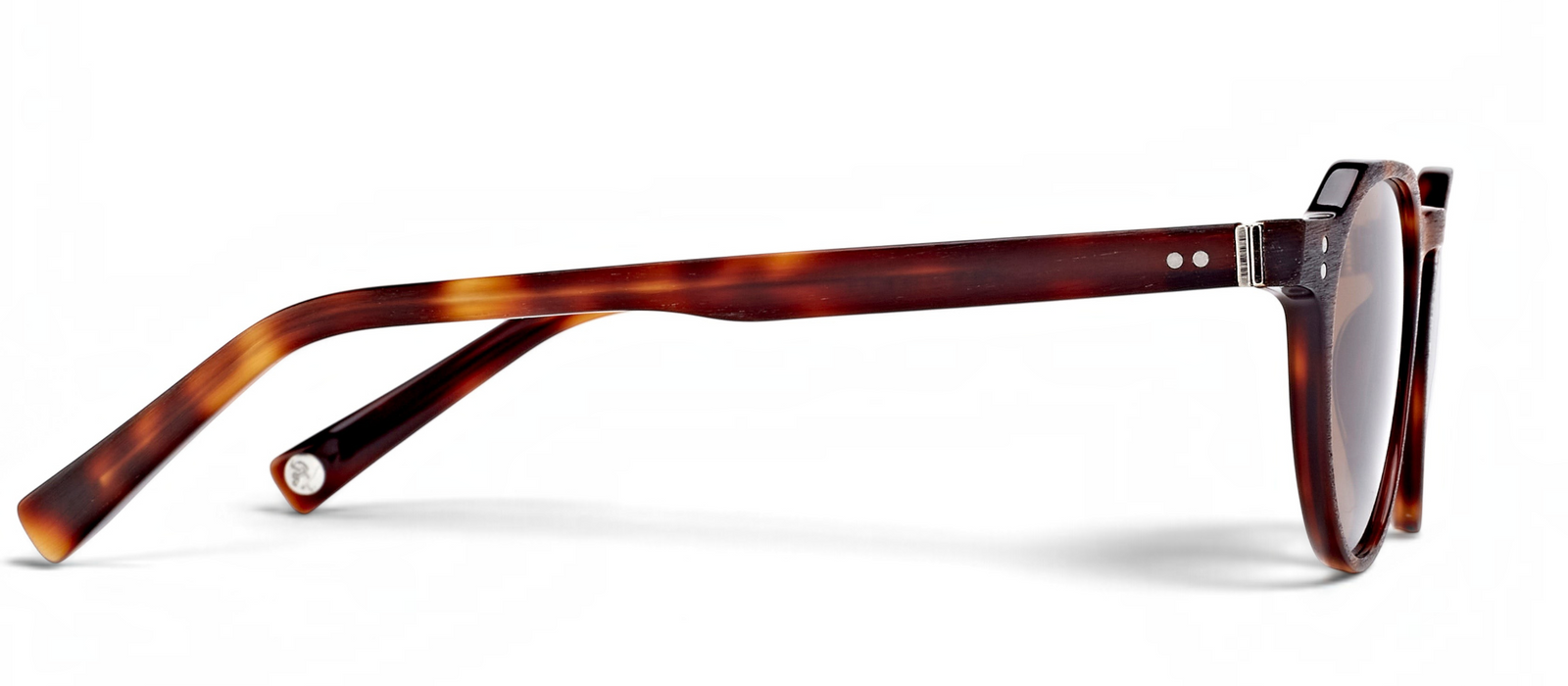 lavunett Brownie round sunglasses in tortoiseshell acetate with polarised lenses, view 3
