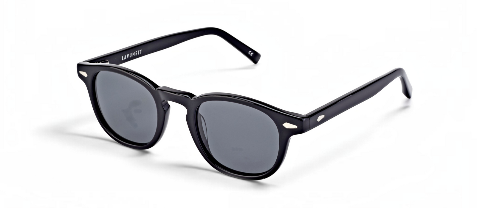 lavunett Charlie round sunglasses in black acetate with polarised lenses, view 2