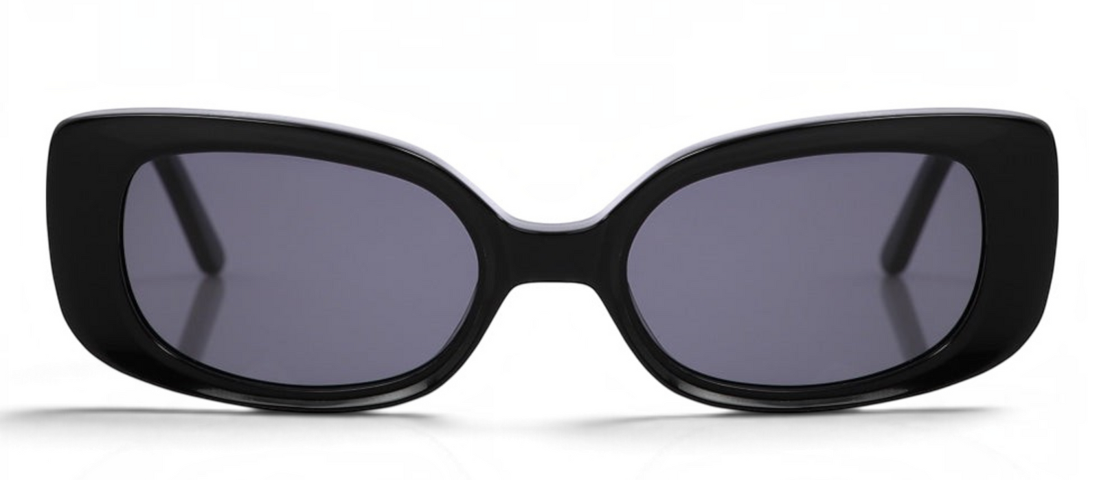 lavunett Jackie round sunglasses in black acetate with polarised lenses
