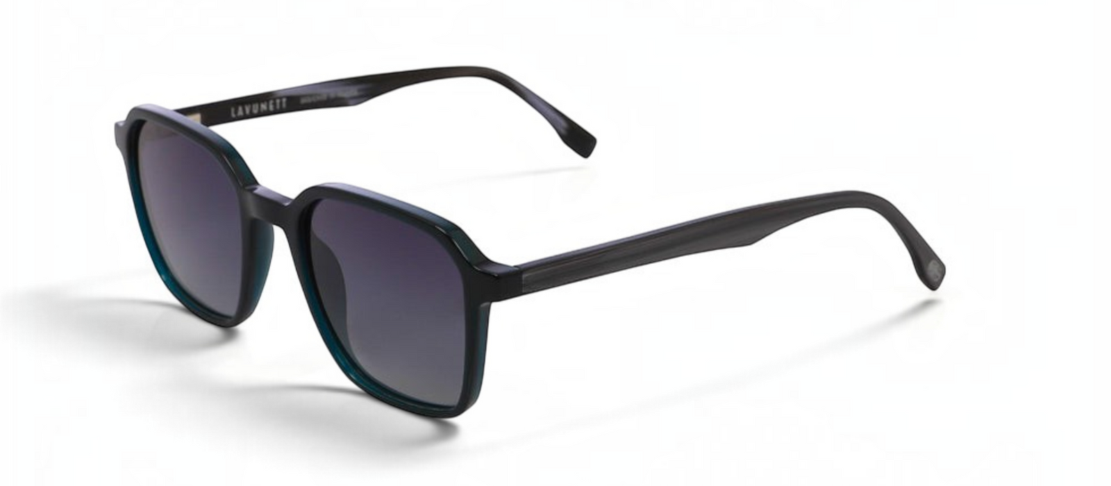 lavunett Sophie square sunglasses in black acetate with polarised lenses, view 2