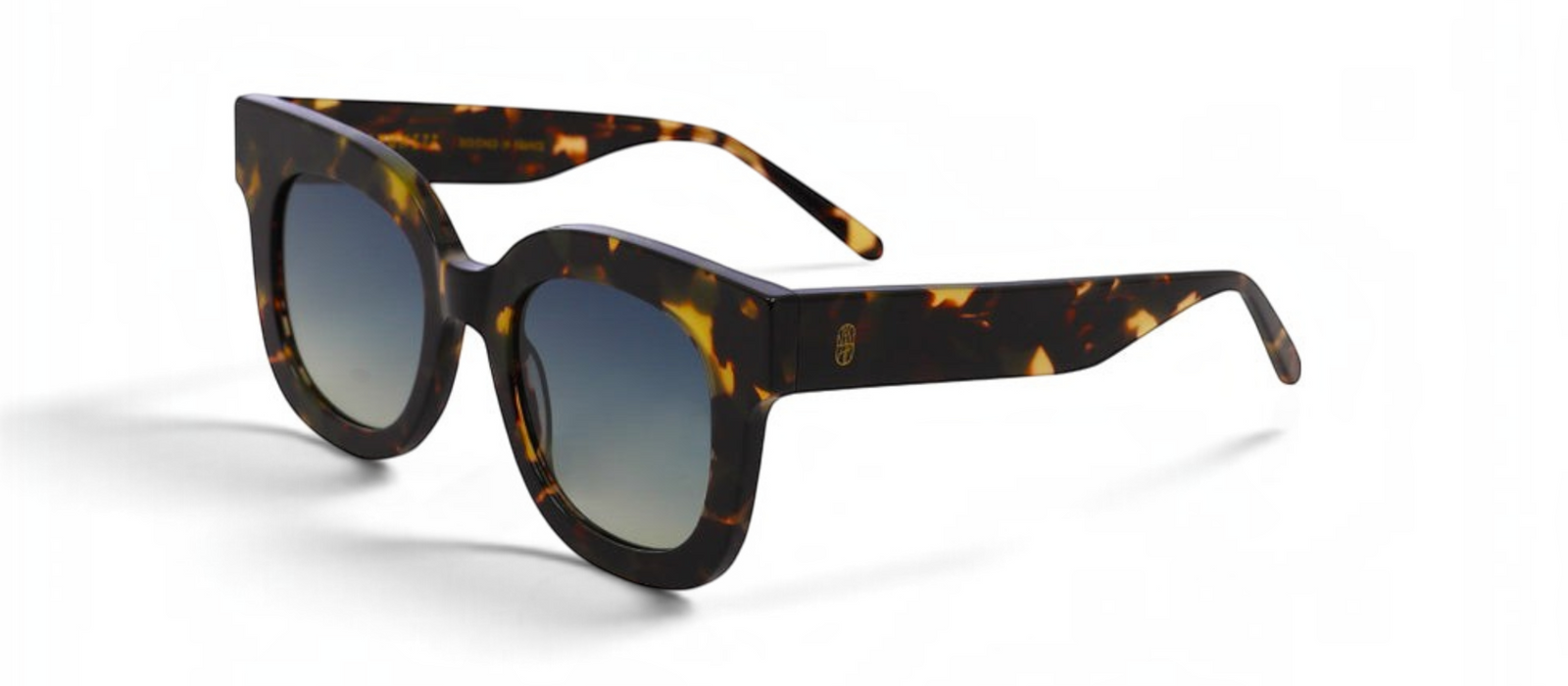 lavunett Birkin square sunglasses in tortoiseshell acetate with polarised lenses, view 2
