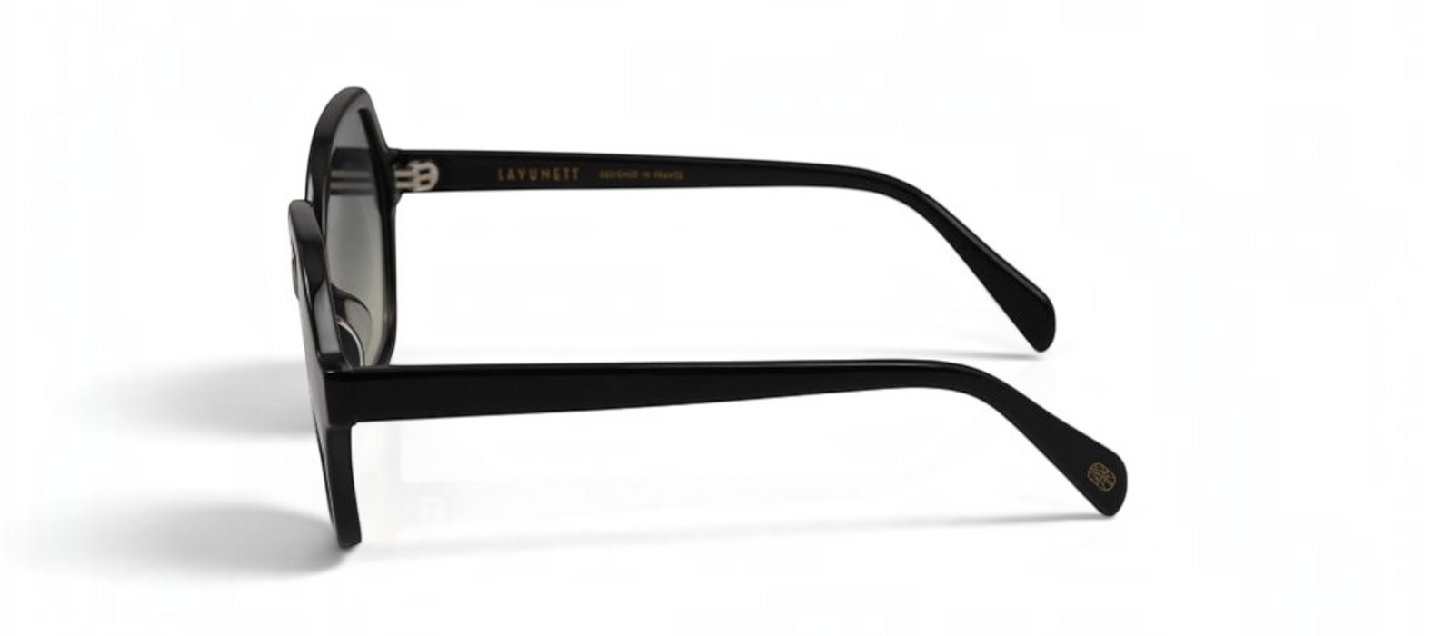 lavunett Dalida geometric sunglasses in black acetate with polarised lenses, view 3